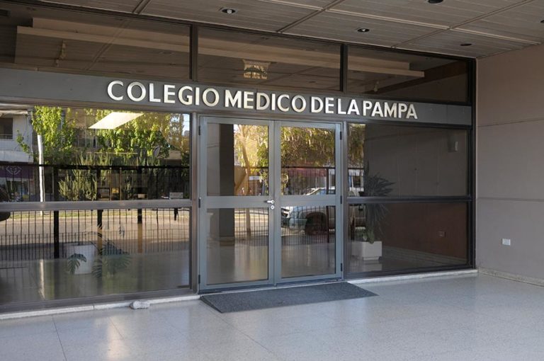 Profesionales de la Asociación de Ginecología y Obstetricia de La Pampa renunciaron al Colegio Médico
