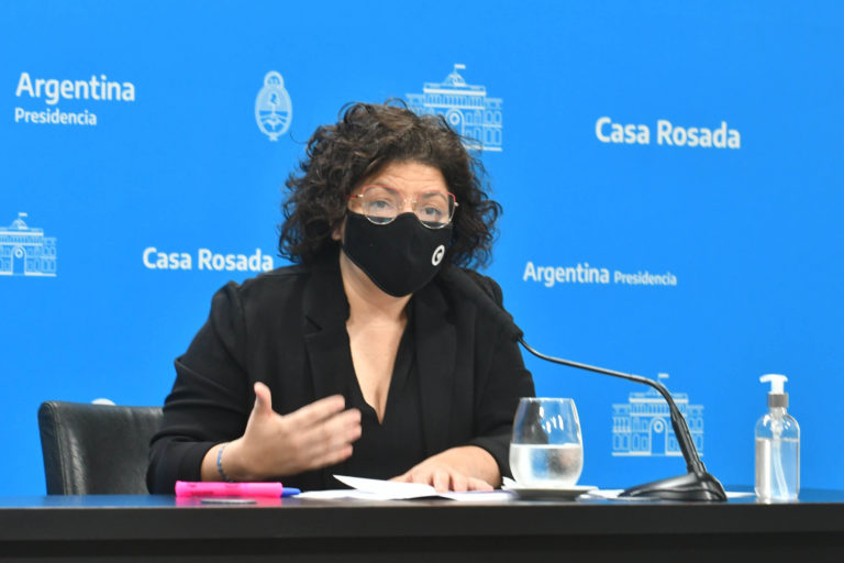 Aplicarán una tercera dosis a los mayores de 50 años que fueron vacunados con Sinopharm y a los inmunocomprometidos de cualquier edad