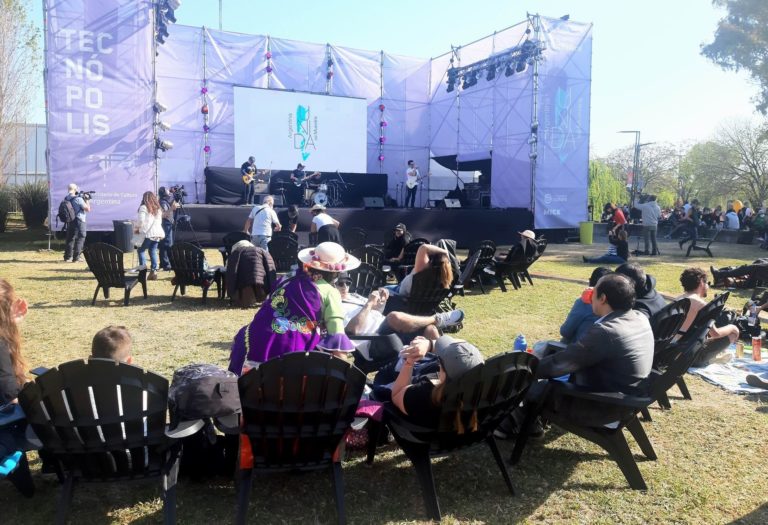Músicos y artistas pampeanos se lucieron en Tecnópolis