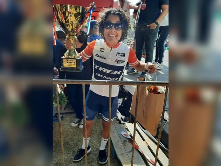 La ciclista piquense Yesica Cantelmi salió bicampeona del “Desafío al Valle del Río Pinto”