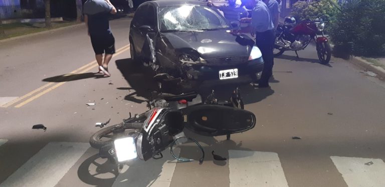Uno de los jóvenes accidentados anoche presenta “fractura de muñeca izquierda y pierna derecha”