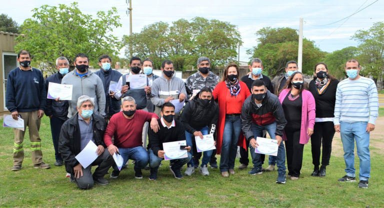 “Trabajadores esenciales”: Brindaron un reconocimiento al equipo del servicio de recolección de residuos patológicos de General Pico