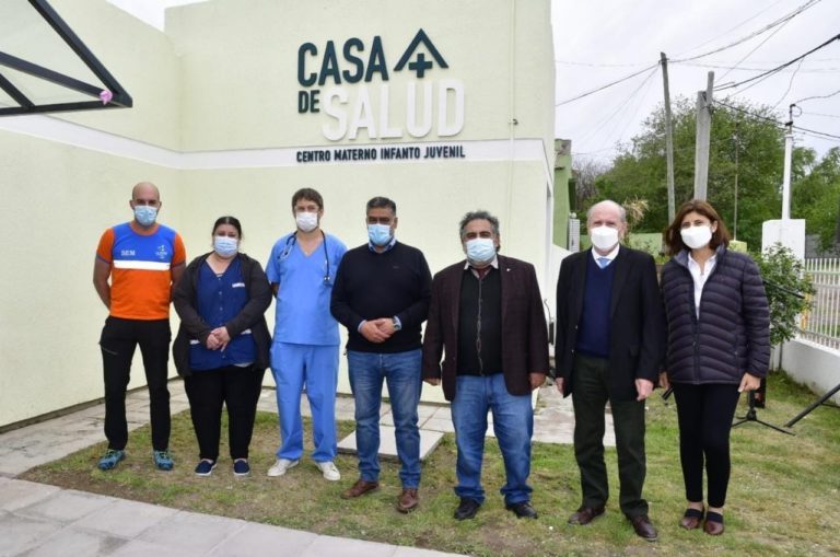 Se inauguró un Centro Materno Infanto-Juvenil en La Adela