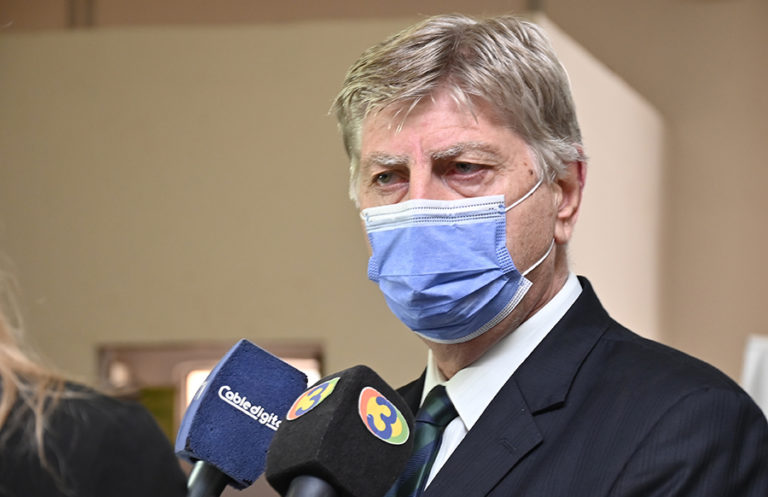 “Sin el presupuesto 2022 las 79 intendencias pampeanas perderán 366 millones de pesos”, afirmó el gobernador Sergio Ziliotto
