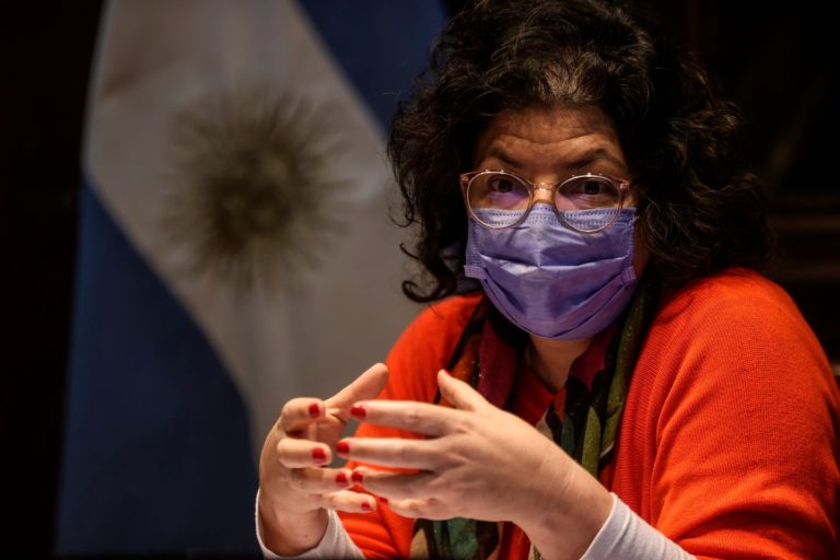 Carla Vizzotti: “Estamos evaluando un refuerzo para todas las vacunas”