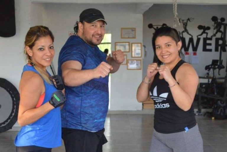 Mañana sábado habrá clases de “Aerobox” y “Figth Do” en la Plaza San Martín a beneficio del merendero “Caritas Felices”