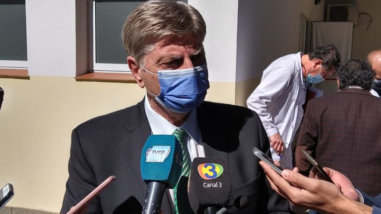 El Gobernador habló sobre la UTI Pediátrica para General Pico: “nos juntamos para que ellos se saquen todas las dudas de lo que estamos haciendo”