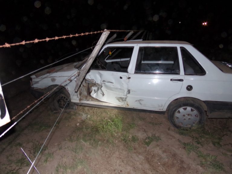 Dos vehículos chocaron en la Ruta 4 y uno de los conductores terminó demorado por conducir en estado de ebriedad