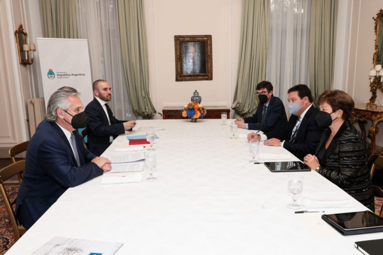 Alberto Fernández mantuvo una reunión en Roma con la directora del FMI, Kristalina Georgieva