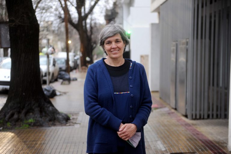 Ana María Stelman, la docente argentina nominada al “Nobel de Educación”: “Siempre trabajé con cariño y responsabilidad, que valoren mi trabajo es muy emocionante”