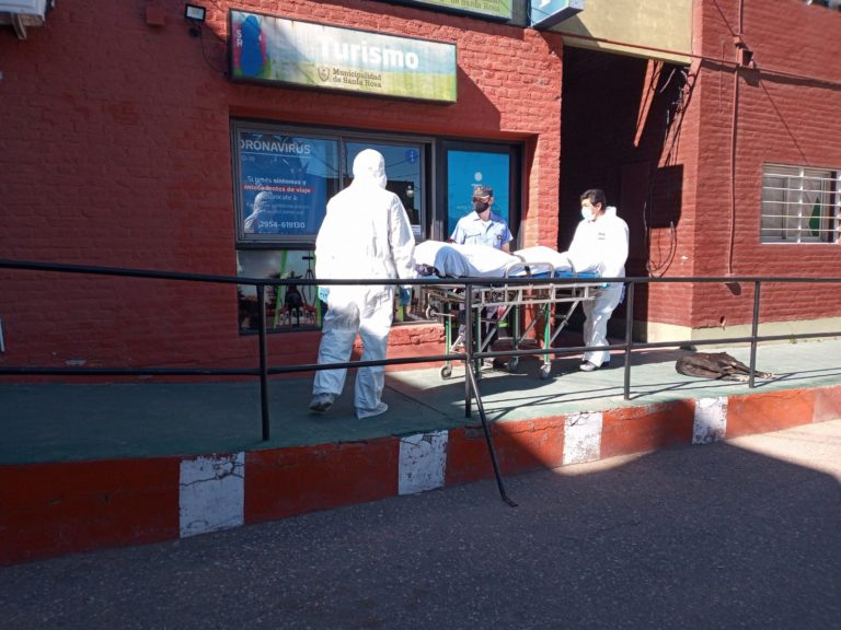Encontraron un hombre muerto en la Terminal de Ómnibus de Santa Rosa
