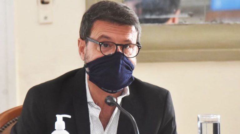 Concejal de Santa Rosa propone ingreso por concurso en la Municipalidad
