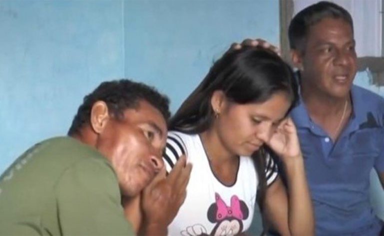 Brasil: la mujer que vive con su esposo y su amante en la misma casa