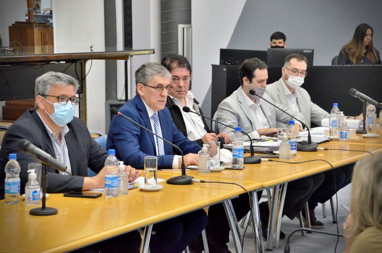 El ministro Franco busca el apoyo en Diputados para tomar un préstamo de 500 millones de pesos destinado a minipymes de La Pampa