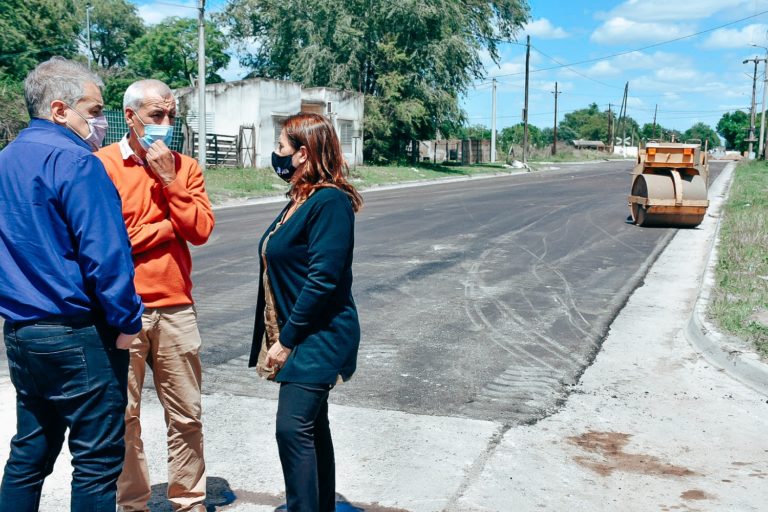 La municipalidad de Pico firmó convenio con Quemú Quemú para realizar el asfalto en esa localidad