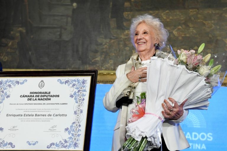 La Cámara de Diputados reconoció a Estela de Carlotto con la mención de honor “Juan Bautista Alberdi”