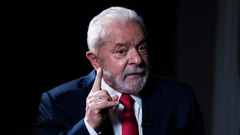 Lula, sobre su candidatura: “Tengo que volver para que el pueblo coma tres veces al día”