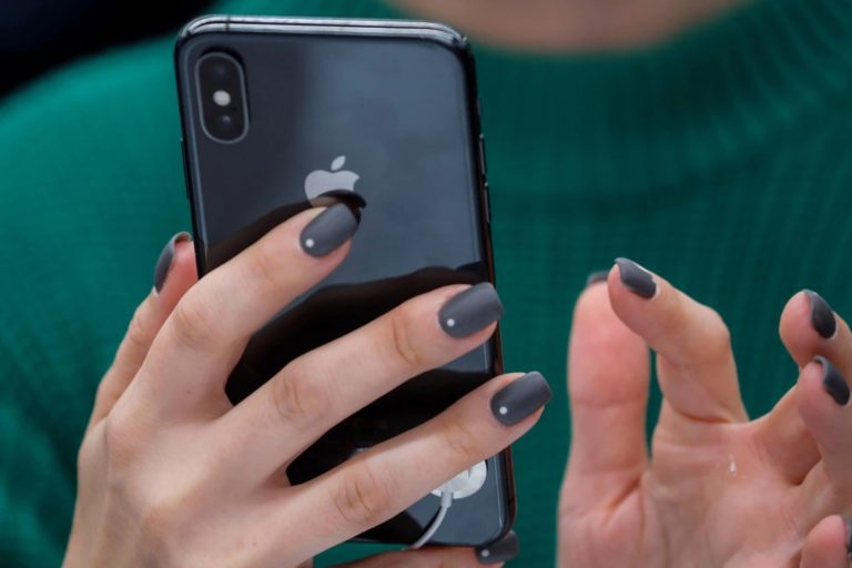La Aduana subasta iPhones, Macbooks, relojes inteligentes y consolas de videojuegos: cómo participar