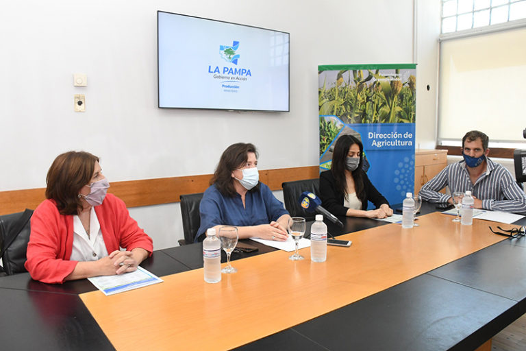 El Ministerio de la Producción presentó el programa de “Implantación de Pasturas”