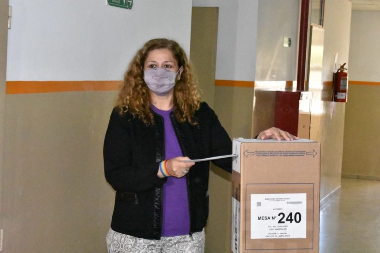 “Queremos consolidarnos como la tercera fuerza” señaló la candidata del Frente de Izquierda Unidad, Claudia Lupardo