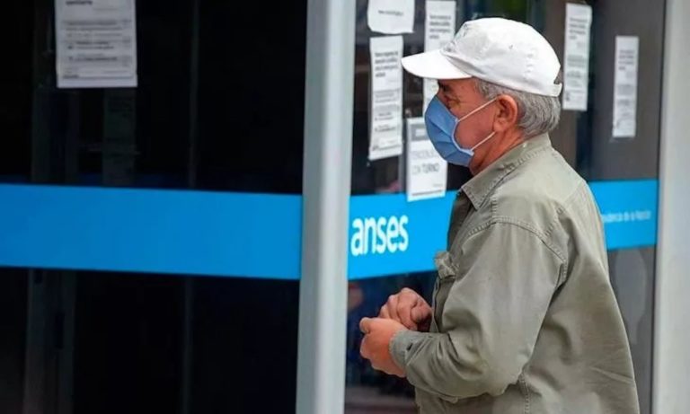 Oficial: las jubilaciones subirán un 12,11% en diciembre