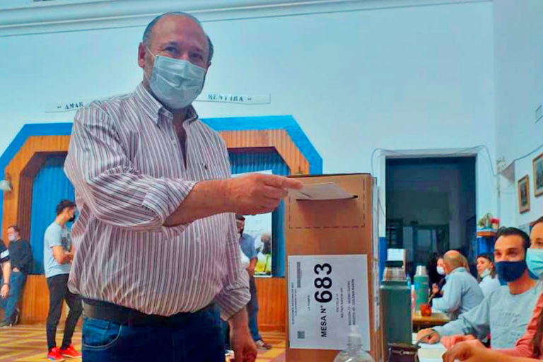 Kroneberger votó en Colonia Barón: “Es un día de muchísima alegría y compromiso democrático”