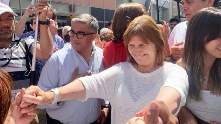 Patricia Bullrich tras la operación de Cristina Kirchner: “En los momentos difíciles se esconde”