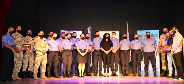 Entregaron distinciones por el 135 aniversario de la Unidad Regional II
