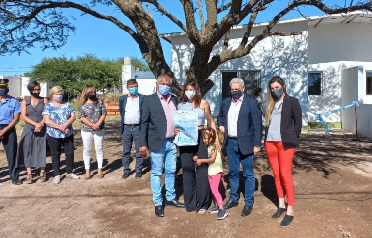 Familias de Cuchillo Có recibieron sus viviendas del Plan “Mi Casa”
