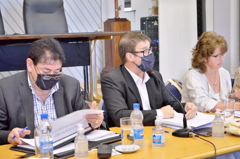 La Pampa: Educación presentó el presupuesto con un incremento del 63%, que incluye la creación de 52 cargos y 580 horas