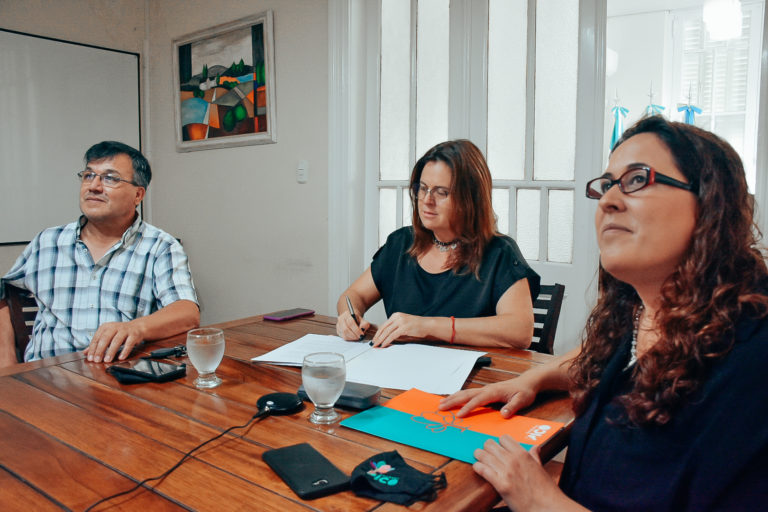 La municipalidad de Pico firmó un convenio de “cooperación técnica” con la Coordinación Ecológica Área Metropolitana Sociedad del Estado