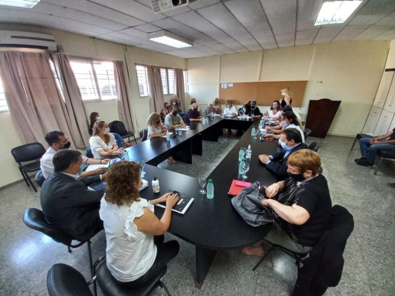 La Pampa: El gobierno pagará un bono de $22.500 a todos los estatales