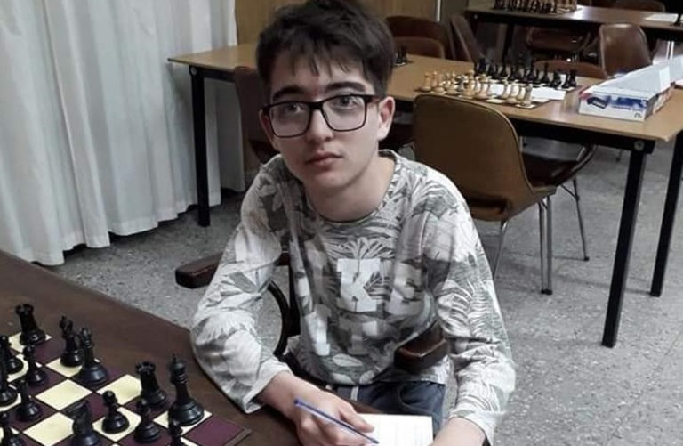 El joven pampeano Joaquín Llanos Kuhn es subcampeón argentino de ajedrez en Sub-18