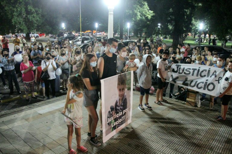 A un mes del crimen, un centenar de personas se volvieron a movilizar en General Pico para pedir Justicia por Lucio