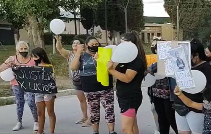 Protesta en la penitenciaría de San Luis por el “caso Lucio”: “Que se las lleven, no las queremos acá”