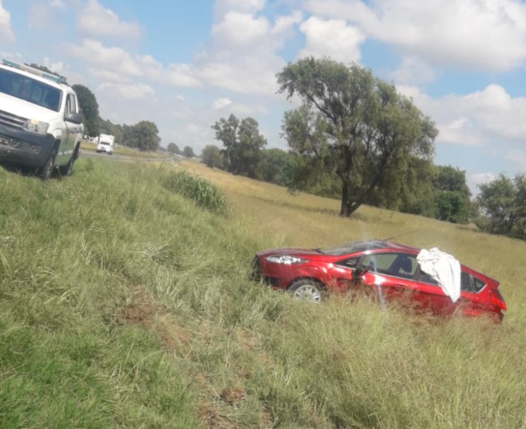 Volcó un vehículo cerca de Anguil: Tres lesionados entre ellos un niño de 8 años