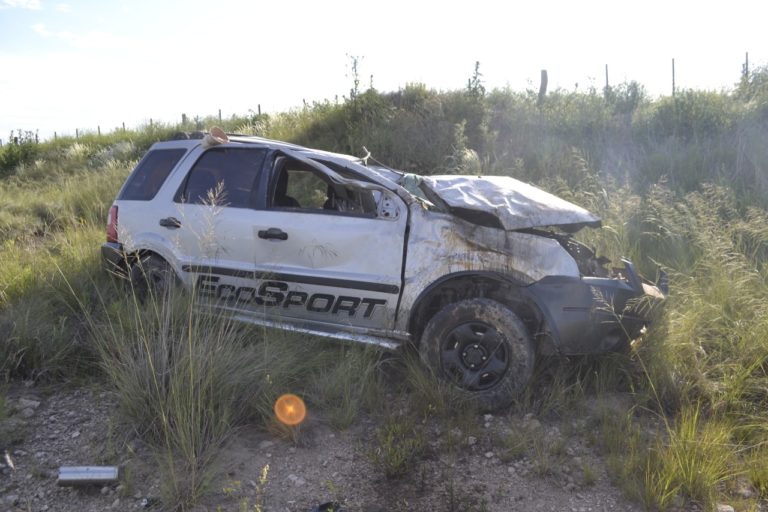 VUELCO FATAL EN RUTA 7: Un piquense murió y otros dos hombres fueron trasladados a General Pico