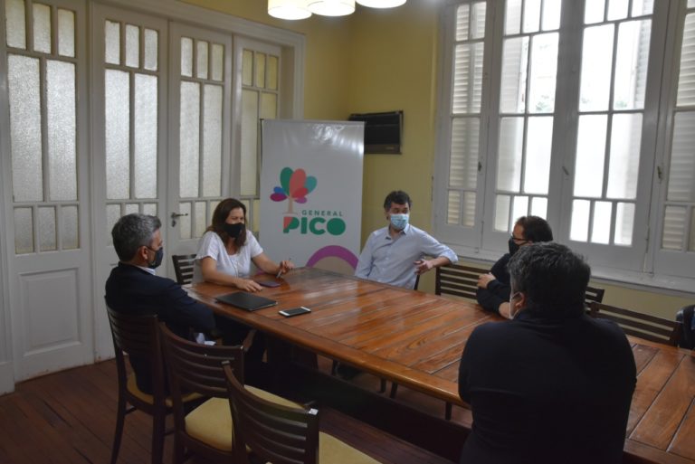 El Municipio firmó un contrato con empresa local y creó el programa “Oficios Tecnológicos”