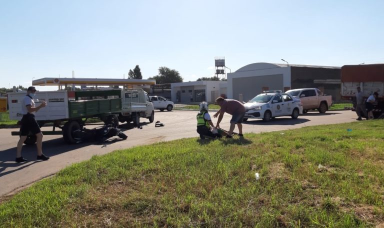 Grave accidente en calle 28 y Ruta 1: Una pareja y un menor fueron hospitalizados