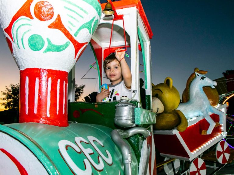 El paseo “Sueños de Navidad” del CEC presenta a “La Machada”