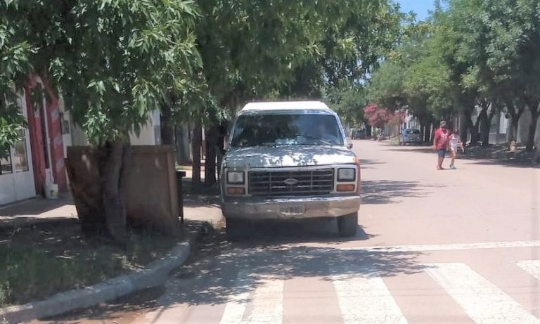 Choque en barrio Rucci: Una joven de 19 años fue trasladada al Hospital