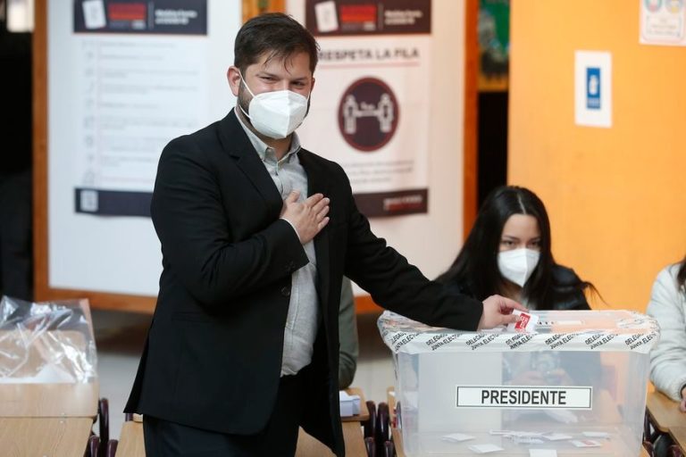 Elecciones en Chile: Gabriel Boric derrotó a José Antonio Kast y fue electo presidente