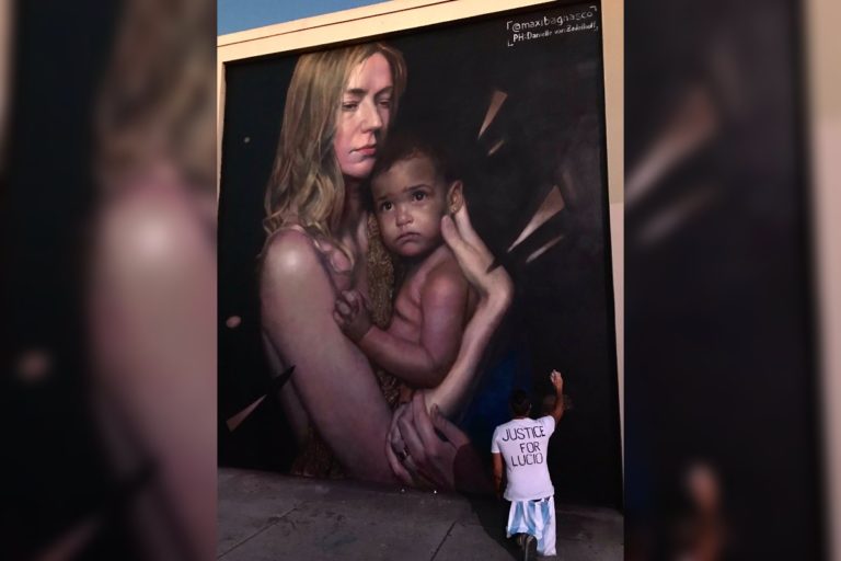 “Justice for Lucio”, el reclamó llegó a Miami de la mano del reconocido muralista Maximiliano Bagnasco