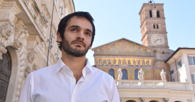 El piquense Juan Maquieyra y el inicio de clases en la Escuela Fratelli Tutti: “Existe una constante apertura y predisposición a abrazar la diversidad y al otro”