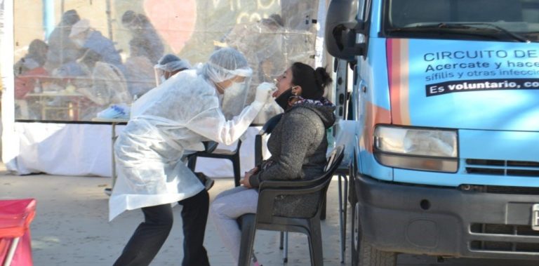 Ómicron en Córdoba: La ola de contagios en fiestas de egresados ya tiene 450 casos confirmados