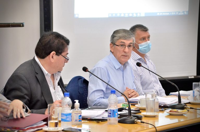 El ministro Franco explicó que el Presupuesto provincial sufrió un recorte de $ 3.180 millones