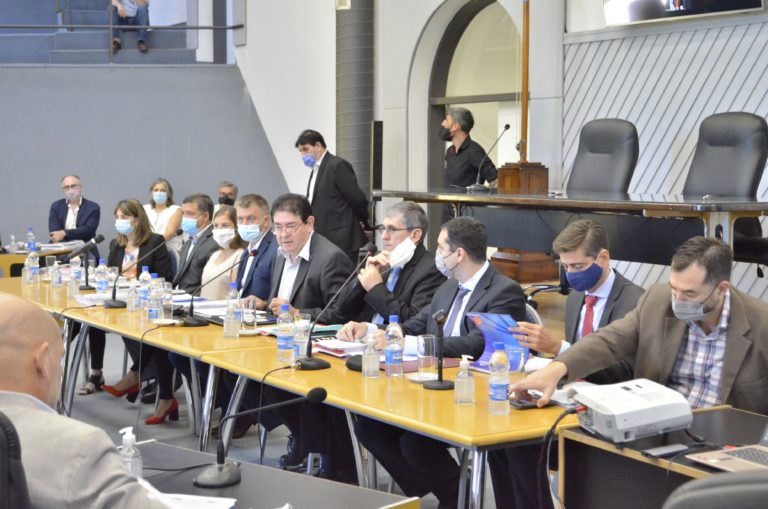 El ministro Franco aseguró en Diputados que “las dos terceras partes de los recursos provinciales son del presupuesto nacional”