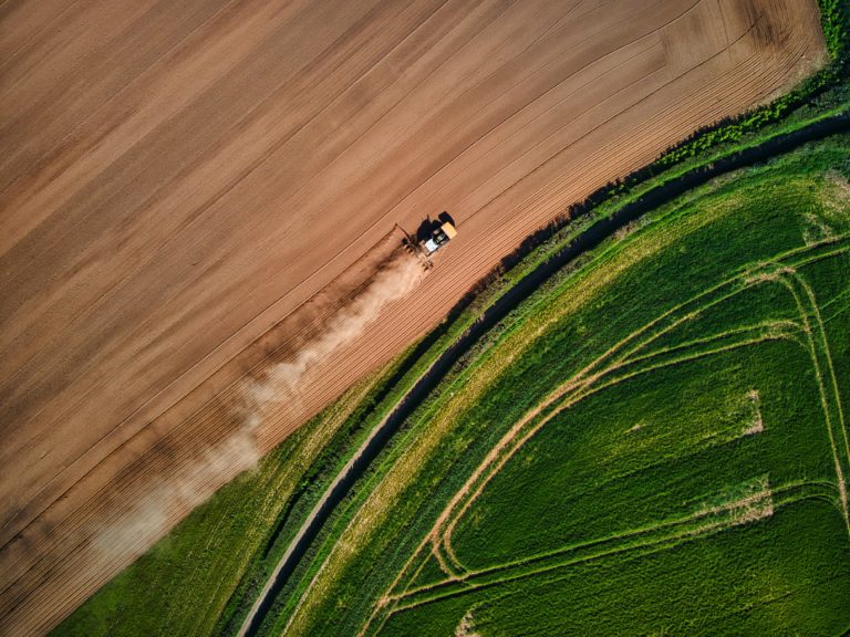 ¿Qué debemos tener en cuenta antes de comprar maquinaria agrícola usada?