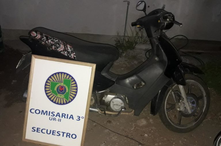Se busca el dueño de esta moto hallada por personal de comisaría tercera