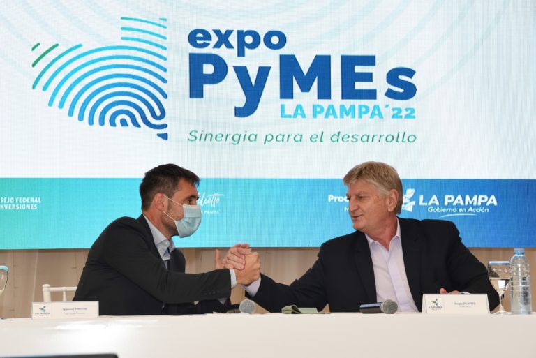 Ziliotto firmó convenio con el CFI y anunció la ExpoPyMES 2022